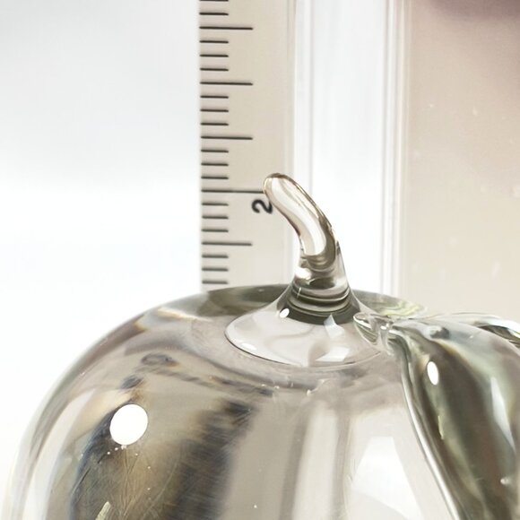 Clear Glass Apple Paperweight Vintage Hand-Blown Sculpted Leaf & Stem 2"x 2.25" - Picture 11 of 12